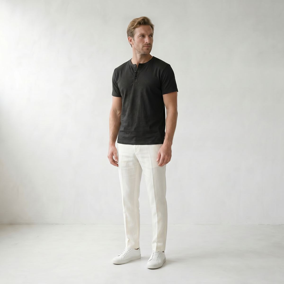 Sundrel Martin Short-Sleeve Henley Shirt - 02 model three quarter black