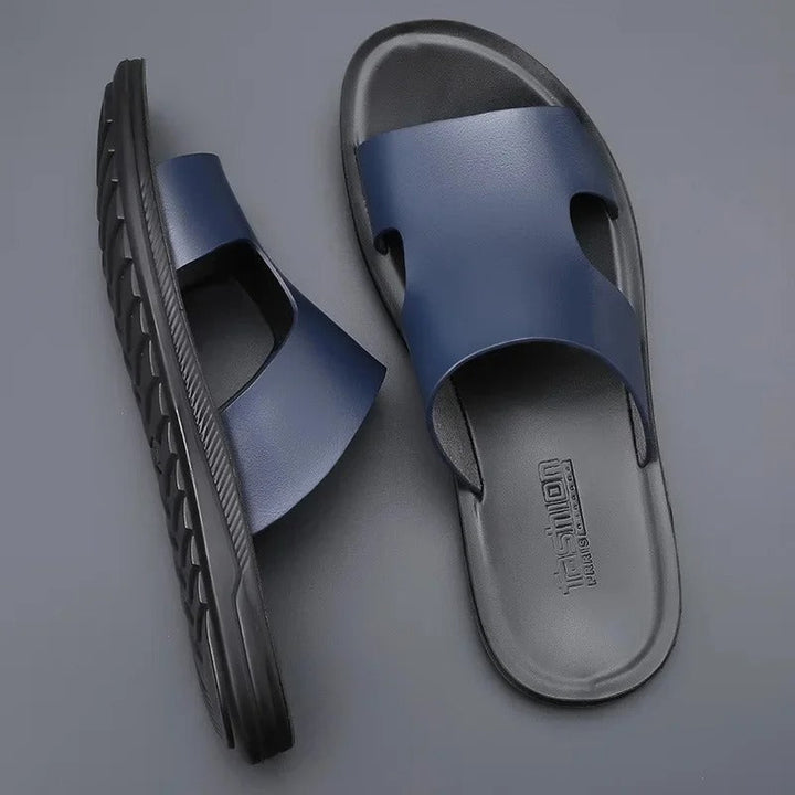 Tom Hollinger | Sommerschuhe in Sandalen- und Slipper-Design