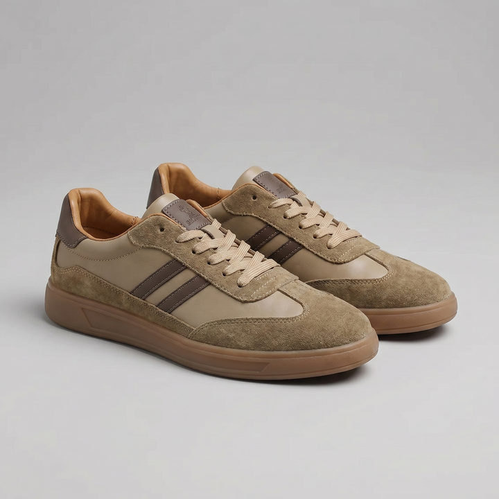 Men's Classic Retro Sneakers - Lace-Up Breathable Everyday Shoes — Brown