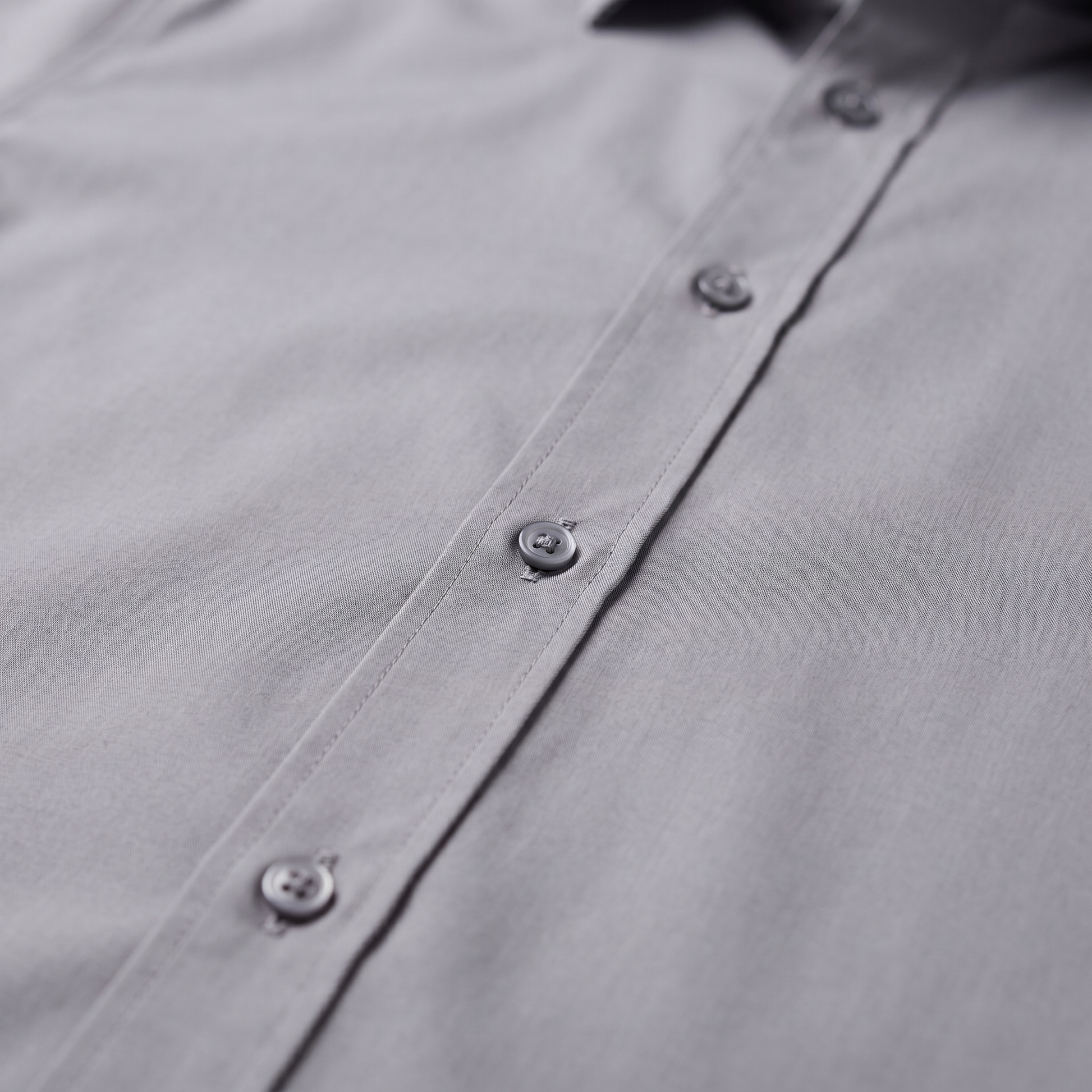 Men's Slim Fit Long-Sleeve Dress Shirt