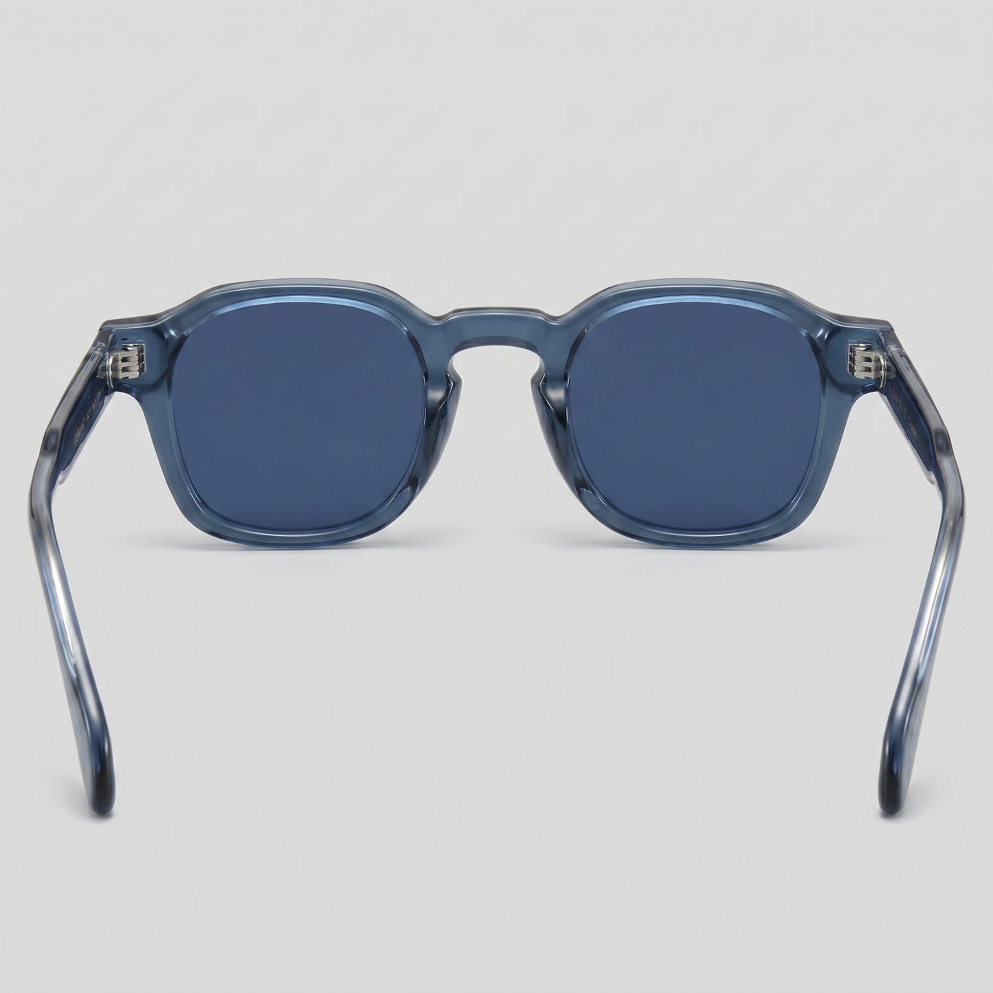 Men's Vintage Square Sunglasses with Dark Lenses