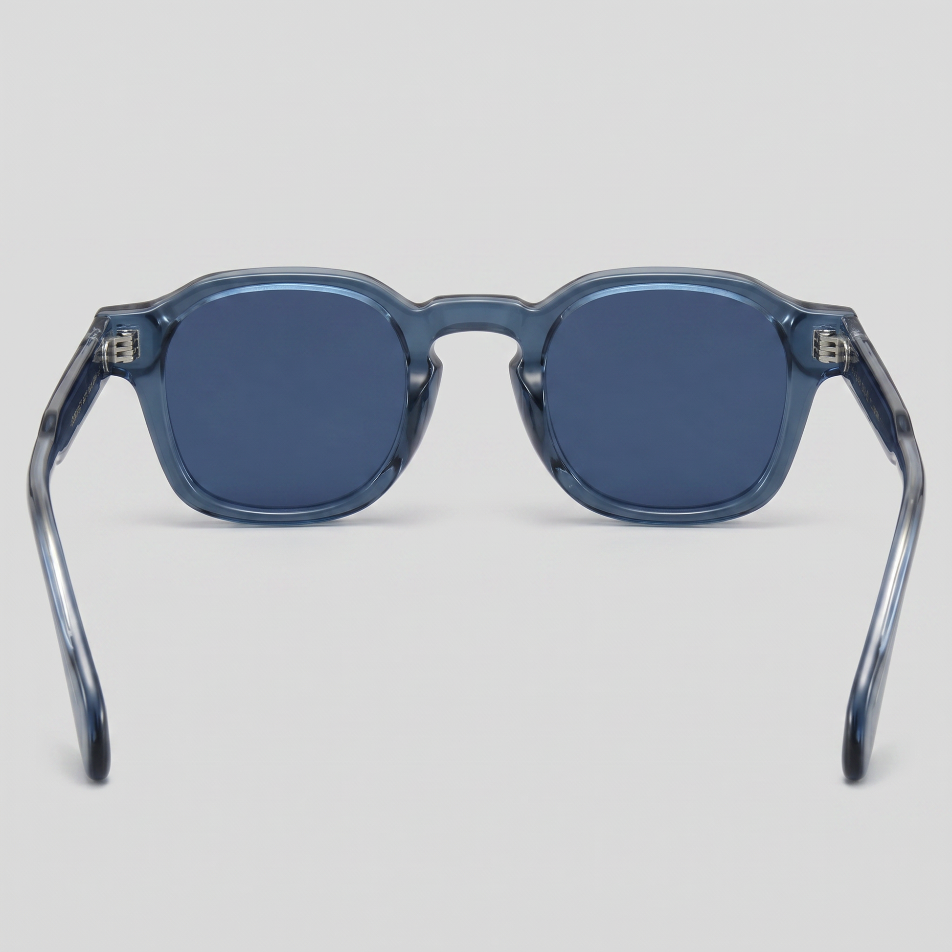 Men's Vintage Square Sunglasses with Dark Lenses