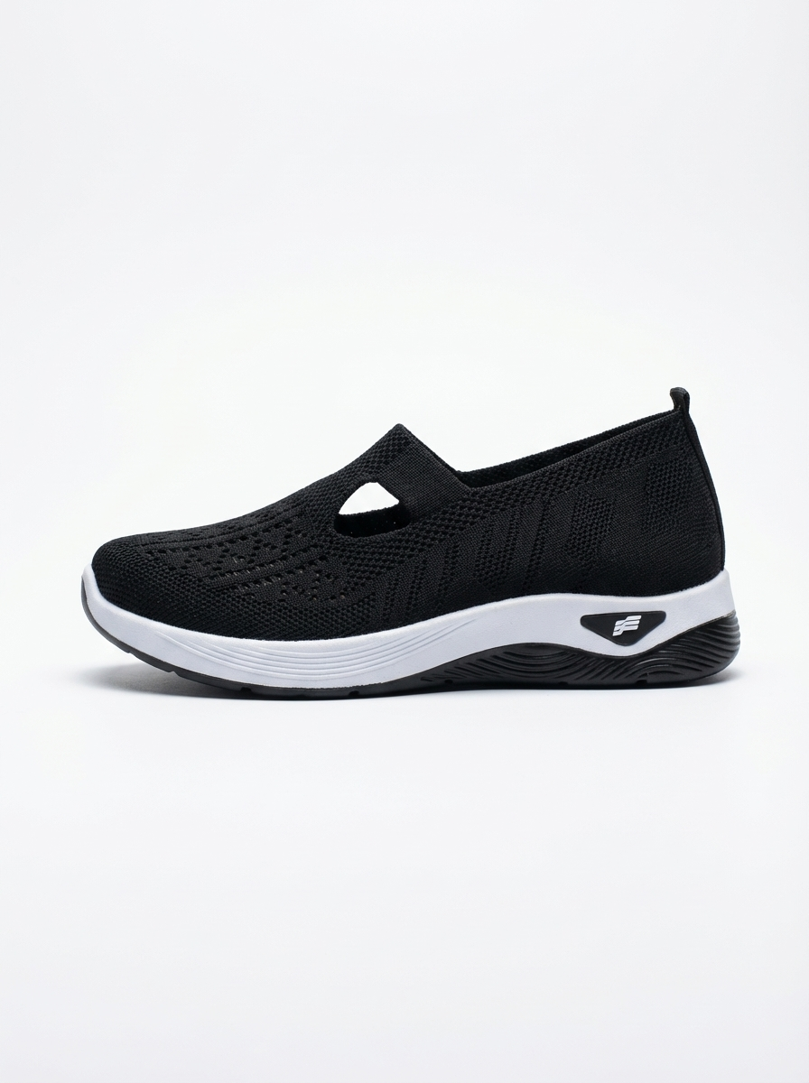 Bella Slip-On Sneaker aus atmungsaktivem Flyknit
