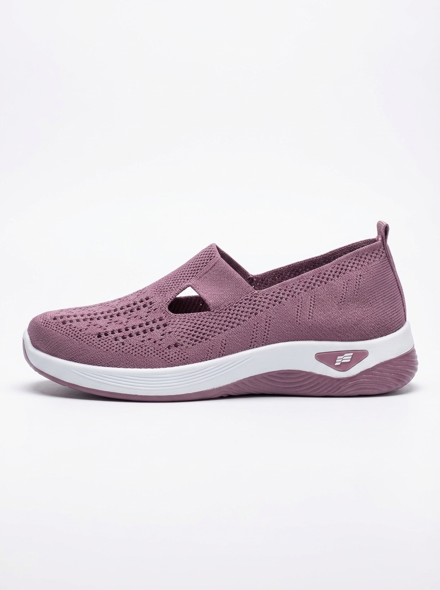 Bella Slip-On Sneaker aus atmungsaktivem Flyknit