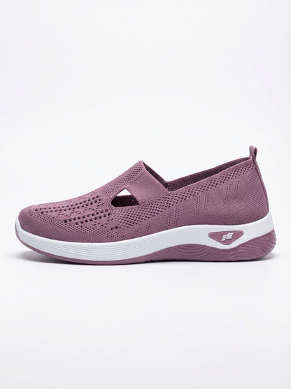 Bella Slip-On Sneaker aus atmungsaktivem Flyknit