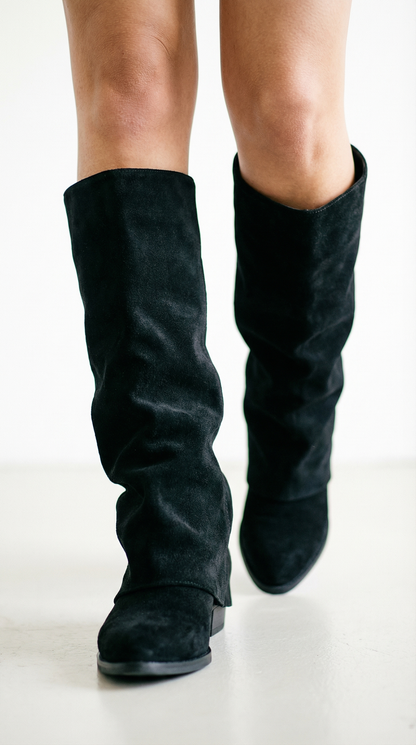 Adriana – Damen-Stiefel in Wildlederoptik mit Umschlagschaft