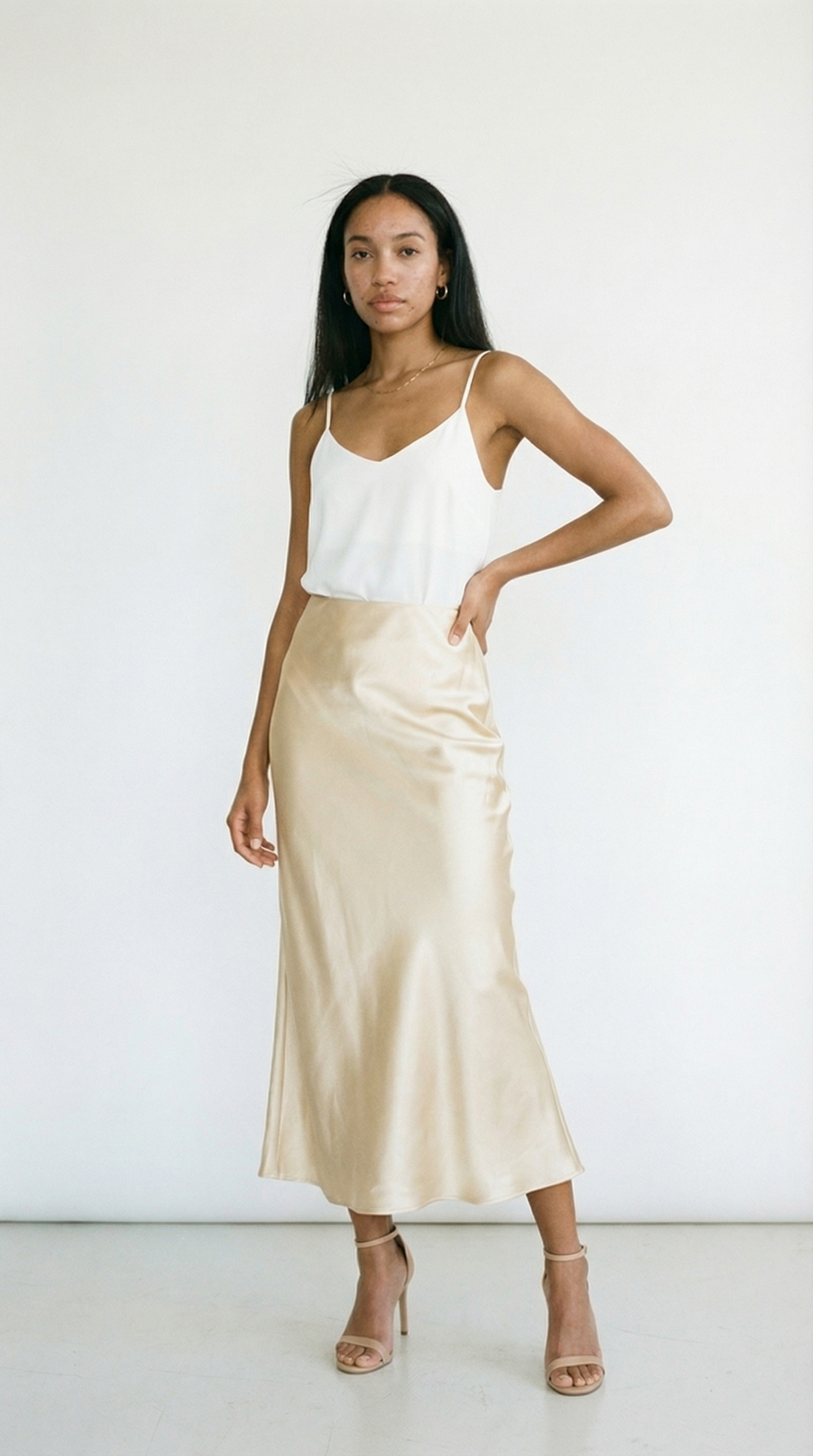 Luciana – Eleganter Damen-Midirock aus fließendem Satin