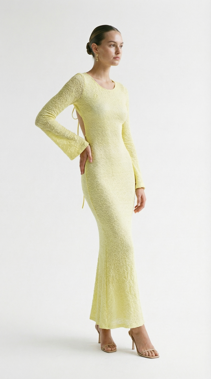 Mirabella – Bodenlanges Damen-Spitzenkleid mit Trompetenärmeln
