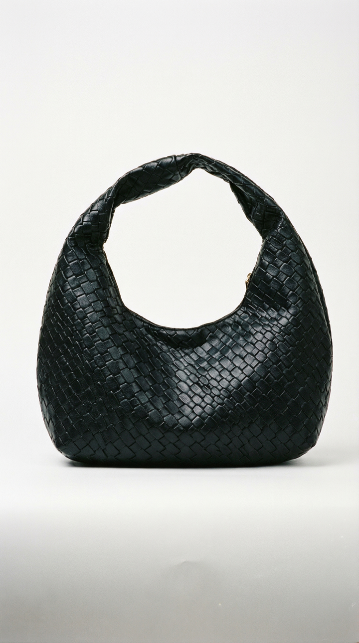 Floriana – Geflochtene Hobo-Tasche in Lederoptik