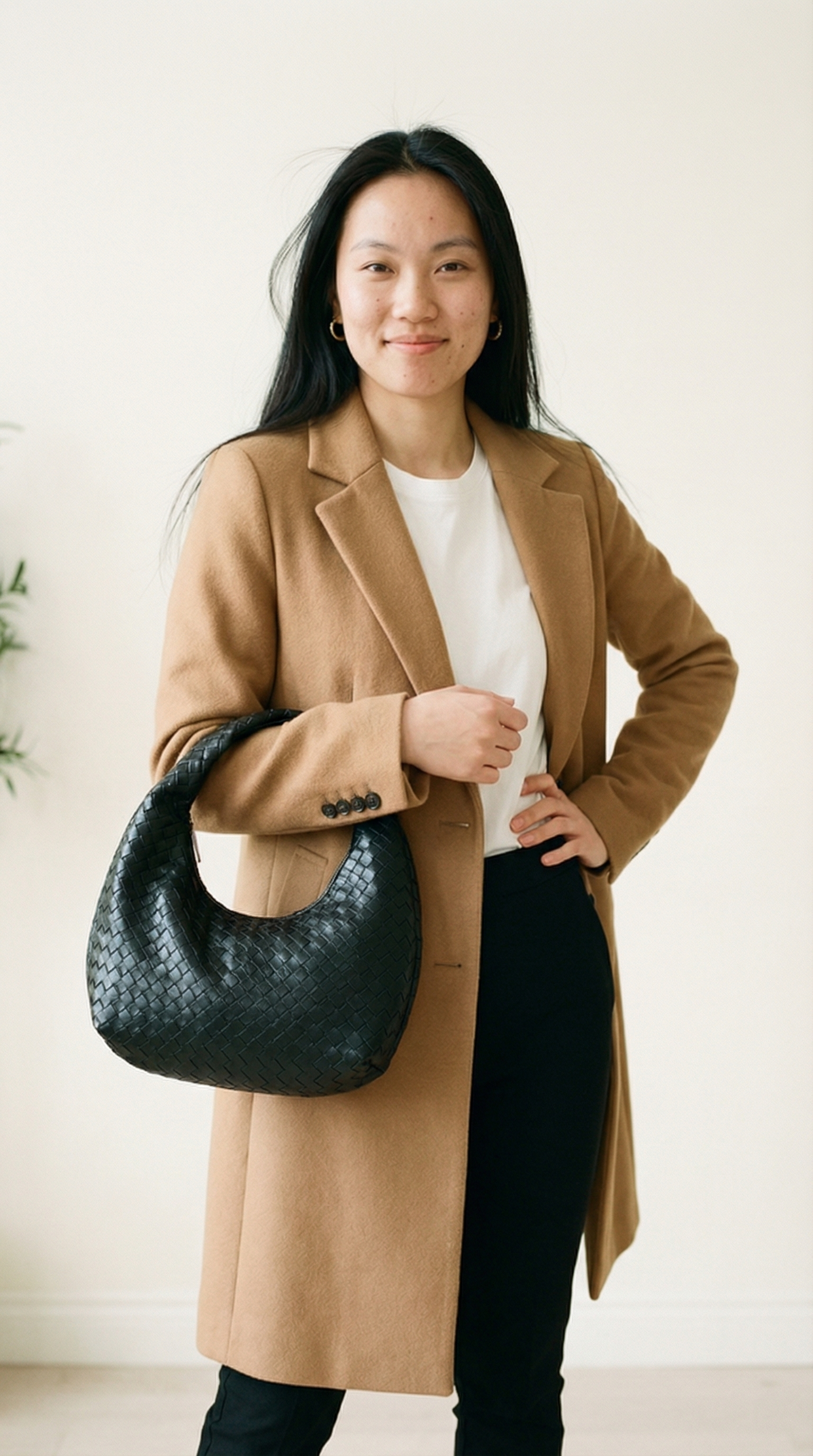 Floriana – Geflochtene Hobo-Tasche in Lederoptik