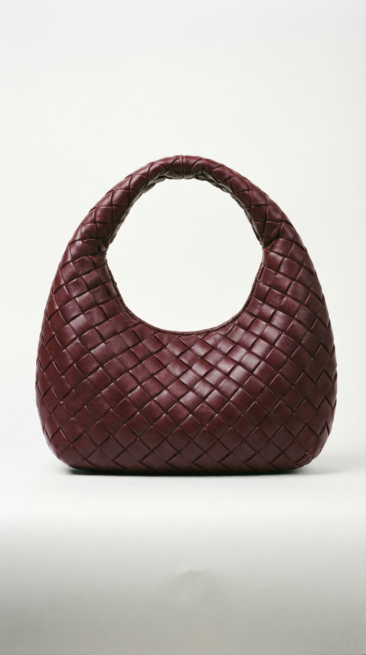 Floriana – Geflochtene Hobo-Tasche in Lederoptik