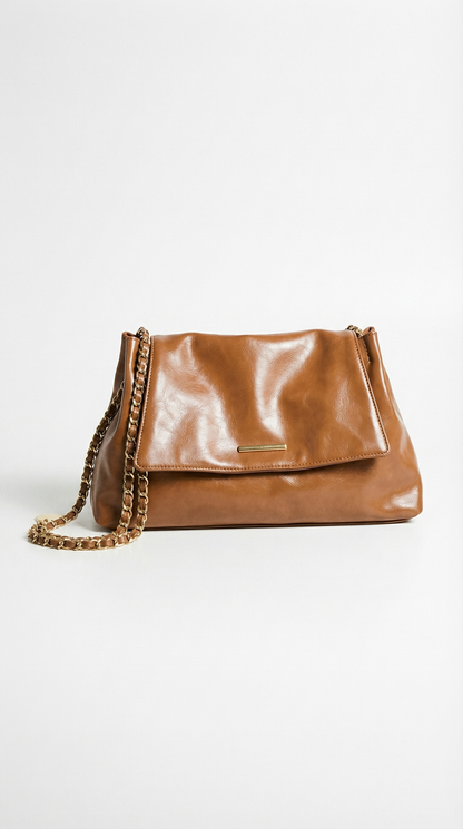Celestina – Elegante Schultertasche mit Kettenhenkeln in Lederoptik